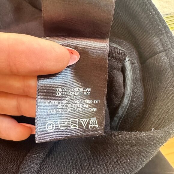 ANTHROPOLOGIE The Essential Trouser Flare Leg Size 8 Black - Picture 13 of 13